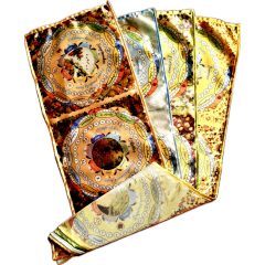   Évszakok Díszterítő – Selyemszatén asztali dekoráció 