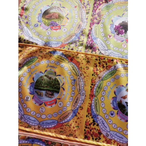 Évszakok Díszterítő – Selyemszatén asztali dekoráció 